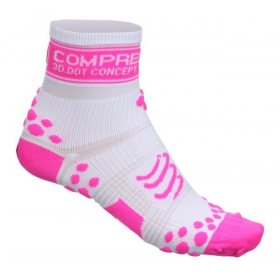 COMPRESSPORT Pro Racing RUN SOCKS V2 high bílé s růžovými výstupky